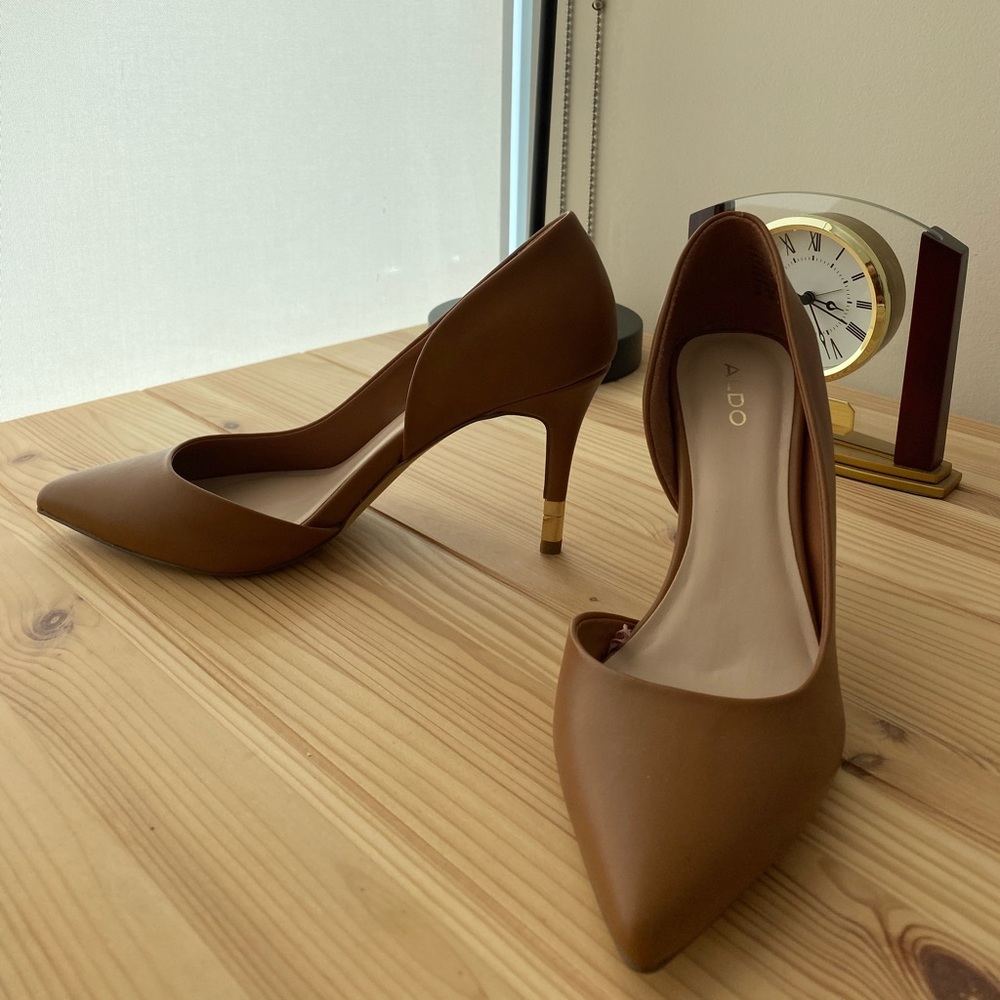 Aldo pumps in Camel size 8.5 never used